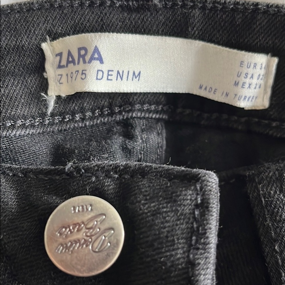 Zara Basic Jeans - image 2